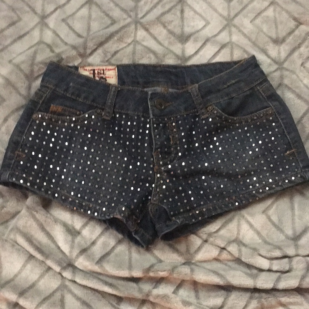 1st Kiss shorts